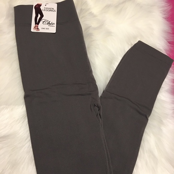 NWT. Gray Fleece Lined Leggings - Picture 3 of 4